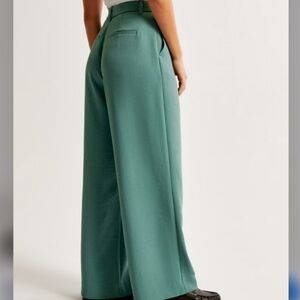 Abercrombie & Fitch  Women's  Ultra Wide-Leg Pents Size 25